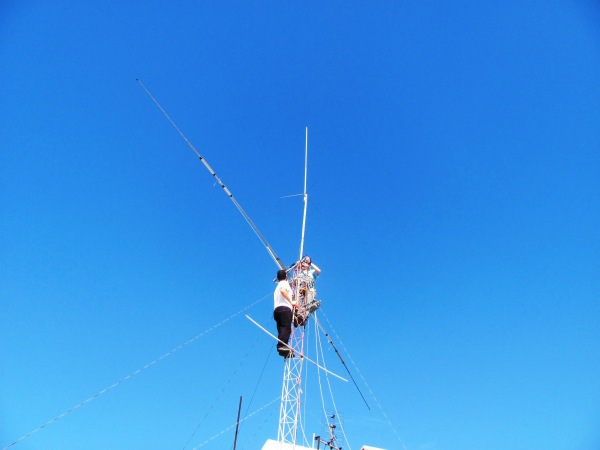 Foto representativa del evento: Instalación Antena RCU