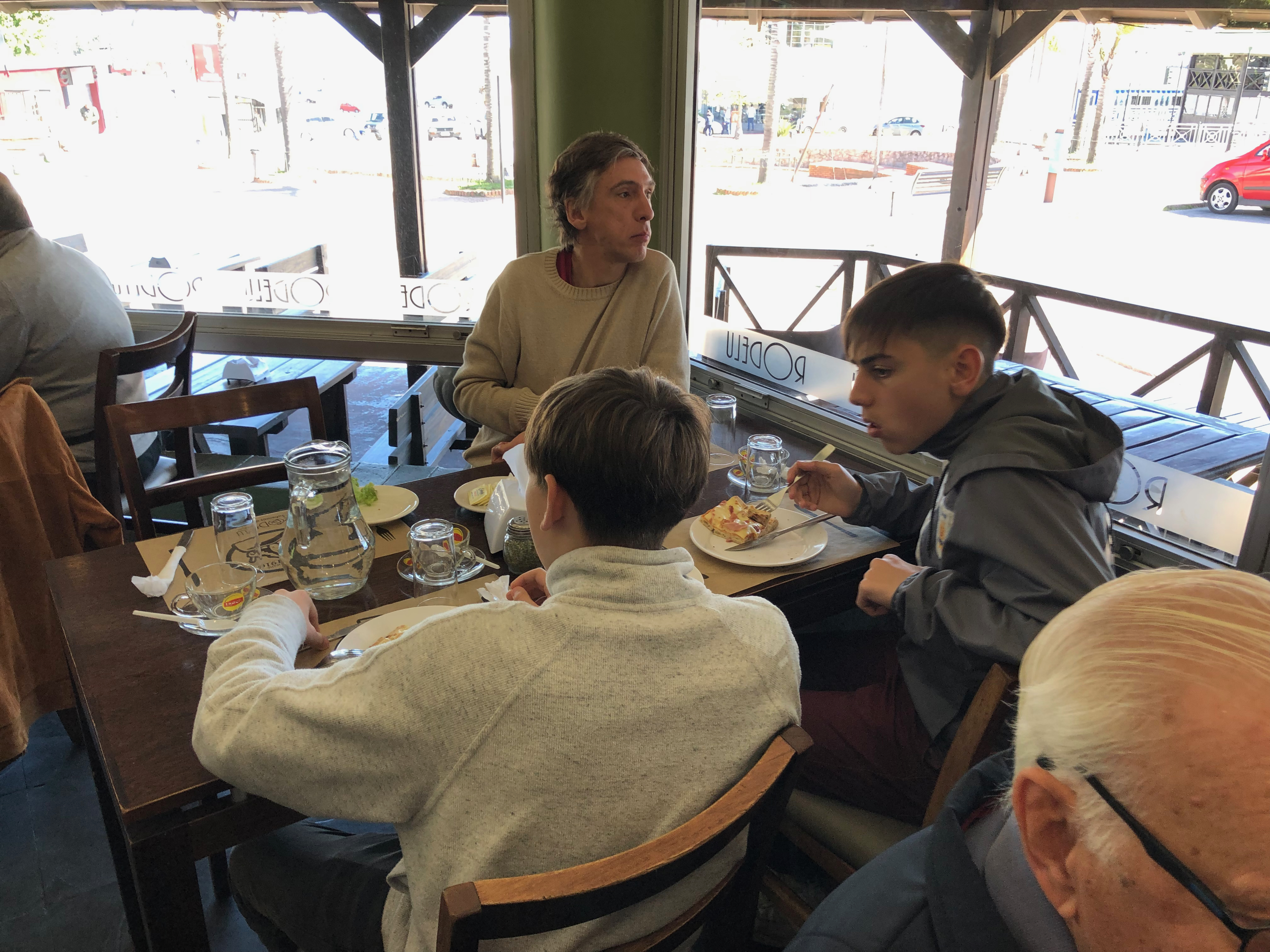 RCU - Almuerzo 2022 - 46 of 69.jpeg